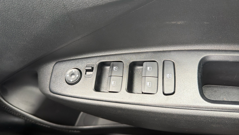 Hyundai i10 1.0 MPi SE 5dr Petrol Hatchback